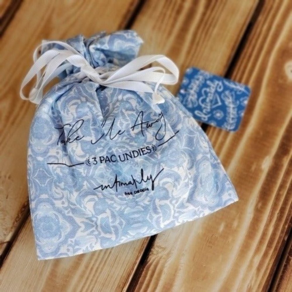 Small Free People 3 Pack Panties (new)